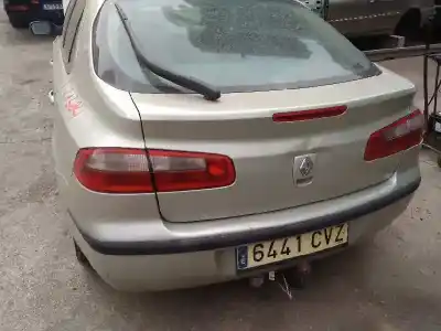 Verschrottungsfahrzeug RENAULT LAGUNA II (BG0) * des Jahres 2004 angetrieben 