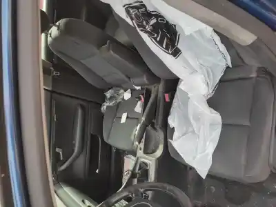 Veículo de Sucata audi a4 berlina (8e) 1.9 tdi (96kw) do ano 2004 alimentado avf