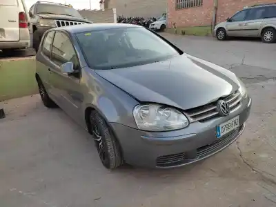 Scrapping Vehicle volkswagen golf v berlina (1k1) conceptline (e) of the year 2004 powered bru