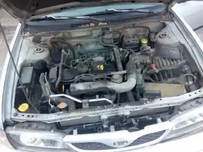 Veículo de Sucata NISSAN ALMERA (N15) Competence (1998) do ano 1999 alimentado CD20