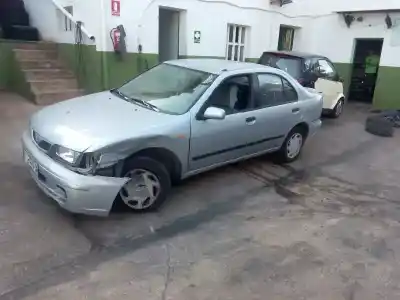 Veículo de Sucata nissan almera (n15) competence (1998) do ano 1999 alimentado cd20