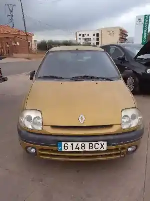 Здавання транспортного засобу renault clio ii fase i (b/cbo) 1.2 року 2000 потужний d7f g7
