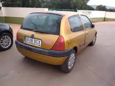 Здавання транспортного засобу renault clio ii fase i (b/cbo) 1.2 року 2000 потужний d7f g7