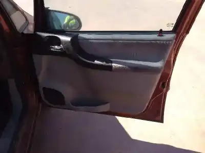 Veicolo di demolizione opel zafira a blue line dell'anno 2001 alimentato y20dth