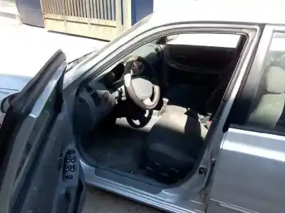 Veículo de Sucata hyundai accent (lc) gl 4p do ano 2000 alimentado g4ea