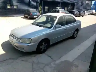 Veículo de Sucata hyundai accent (lc) gl 4p do ano 2000 alimentado g4ea