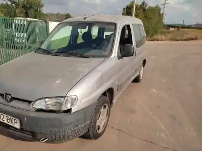 Здавання транспортного засобу peugeot partner (s1) pro familiar року 2001 потужний wjz Здавання транспортного засобу peugeot partner (s1) pro familiar року 2001 потужний wjz