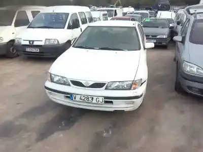 Veículo de Sucata NISSAN ALMERA (N15) Competence (1998) do ano 1998 alimentado 