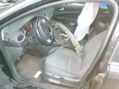 Sloopvoertuig ford focus berlina (cap) ambiente (d) van het jaar 2007 aangedreven kkda