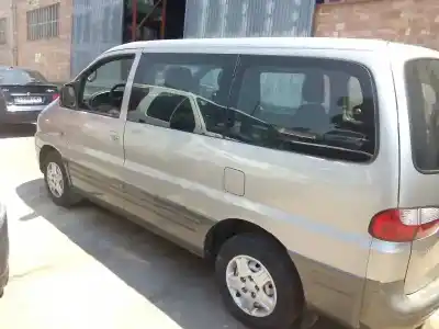 Veículo de Sucata hyundai h 1 h 1 combi con puerta de dos do ano 2004 alimentado 4bh
