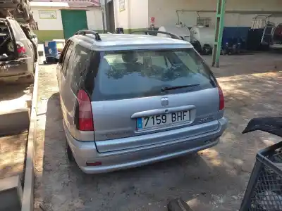 Veículo de Sucata peugeot 306 break boulebard do ano 2001 alimentado rhy