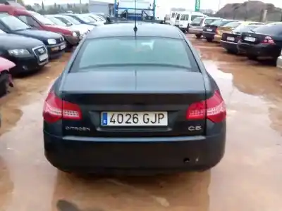 Veículo de Sucata citroen c5 berlina 1.6 hdi fap do ano 2008 alimentado 9hz