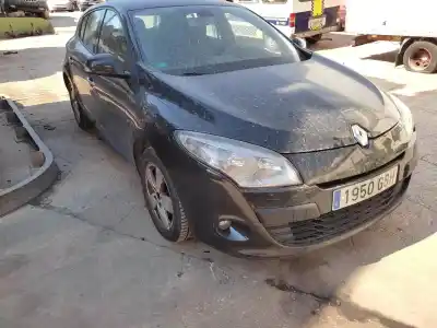 Veículo de Sucata RENAULT MEGANE III BERLINA 5 P Dynamique do ano 2009 alimentado K9K G8
