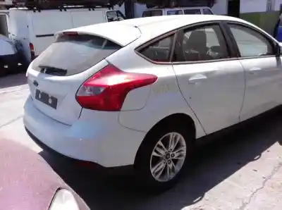 Veicolo di demolizione ford focus turn. (cb8) titanium dell'anno 2012 alimentato 