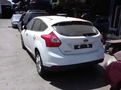 Veicolo di demolizione ford focus turn. (cb8) titanium dell'anno 2012 alimentato 