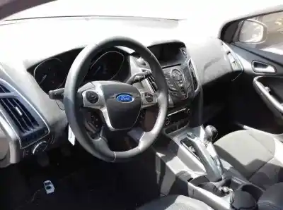 Veicolo di demolizione ford focus turn. (cb8) titanium dell'anno 2012 alimentato 