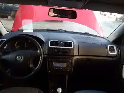 Veículo de Sucata skoda fabia (5j2 ) active do ano 2009 alimentado bbm