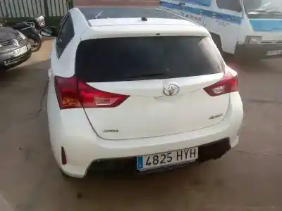 Veículo de Sucata toyota auris live do ano 2014 alimentado 1zr