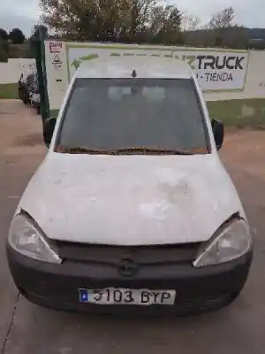 Veículo de Sucata opel combo * do ano 2002 alimentado 