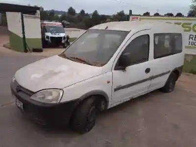 Veículo de Sucata opel combo * do ano 2002 alimentado 