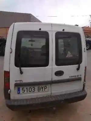 Veículo de Sucata opel combo * do ano 2002 alimentado 
