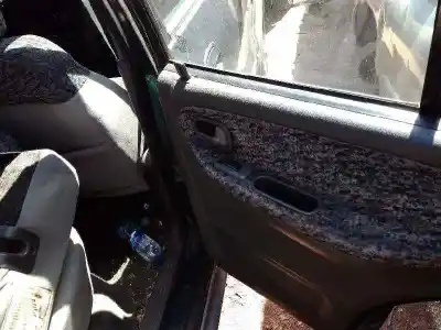 Veicolo di demolizione kia sportage td dell'anno 2000 alimentato re