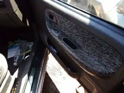 Veicolo di demolizione kia sportage td dell'anno 2000 alimentato re