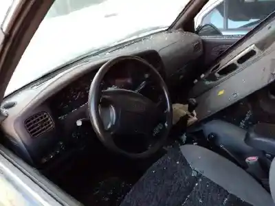 Veicolo di demolizione kia sportage td dell'anno 2000 alimentato re