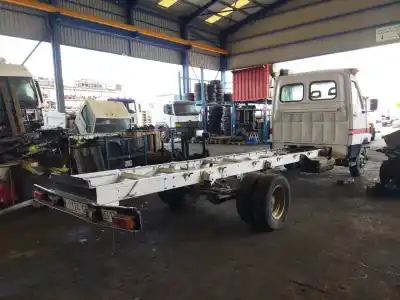 Véhicule à la ferraille renault b 120-35/55/65 messenger e2 2.8 diesel de l'année 1999 alimenté 8140.43.2585