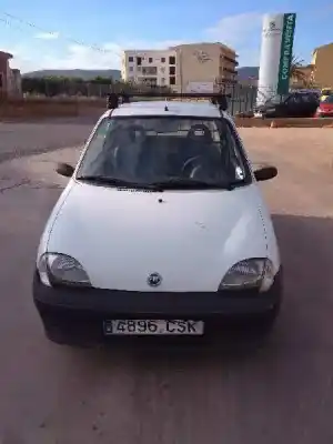 Veículo de Sucata fiat seicento (187) m.s.worldchampion do ano 2004 alimentado 