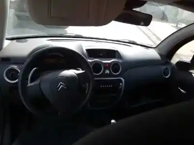 Veículo de Sucata citroen c3 1.4 16v sensodrive x-tr do ano 2004 alimentado kfu