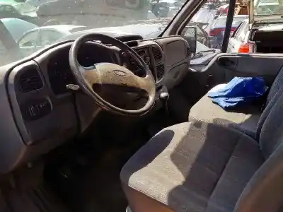 Veicolo di demolizione ford transit caja cerrada, corta (fy) (2000 =>) ft 240 2.0 city - light dell'anno 2004 alimentato f3fa