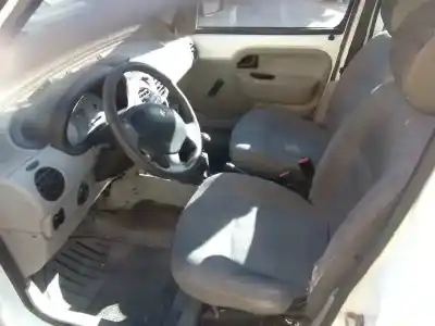Scrapping Vehicle renault kangoo (f/kc0) alize of the year 2002 powered  Scrapping Vehicle renault kangoo (f/kc0) alize of the year 2002 powered