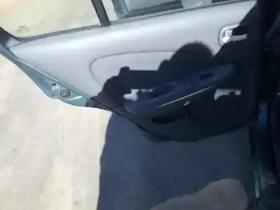 Veicolo di demolizione nissan almera (n16/e) acenta dell'anno 2003 alimentato yd22