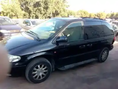 Vehicul casat chrysler voyager (rg) 2.5 crd se grand voyager al anului 2007 alimentat vm07c