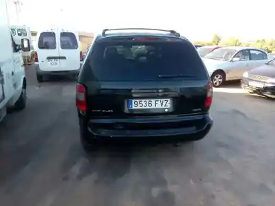 Vehicul casat chrysler voyager (rg) 2.5 crd se grand voyager al anului 2007 alimentat vm07c