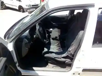 Veículo de Sucata opel vectra a gl do ano 1990 alimentado 17d