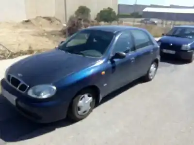 Veículo de Sucata daewoo lanos cool do ano 2002 alimentado a15sms