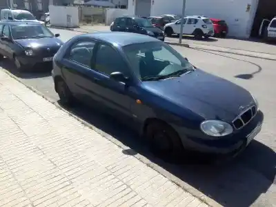 Veículo de Sucata daewoo lanos cool do ano 2002 alimentado a15sms