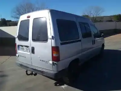 Здавання транспортного засобу citroen jumpy 2.0 hdi sx familiar (5/6 asientos) року 2003 потужний rhz