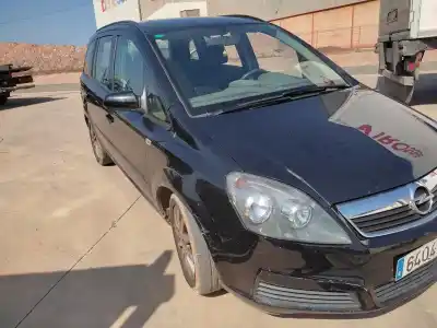 Veículo de Sucata opel zafira b cosmo do ano 2007 alimentado z19dt