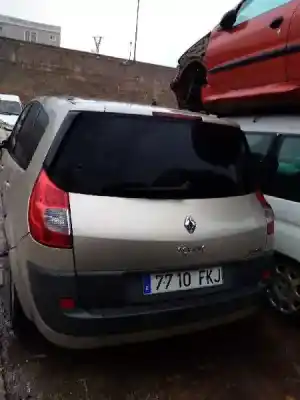 Scrapping Vehicle renault scenic ii authentique of the year 2007 powered k9k p7