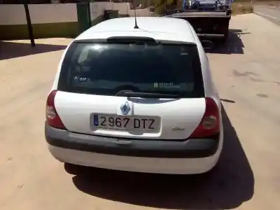 Здавання транспортного засобу renault   року 2005 потужний k9k a7