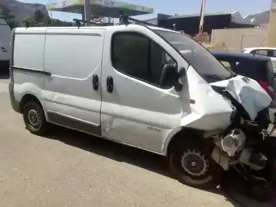 Veículo de Sucata renault trafic combi (ab 4.01) passenger authentique combi corto do ano 2003 alimentado f9q u7