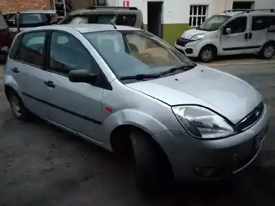 Veicolo di demolizione ford fiesta (cbk) ambiente dell'anno 2005 alimentato f6ja