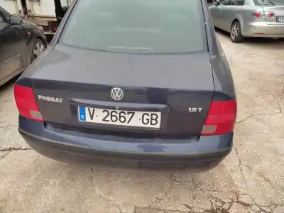 Vehicul casat volkswagen                                         passat berlina (3b2)                                                                                                                                                                                                                                       básico                                                                                                                                                                                                                                                     al anului 1998 alimentat adr