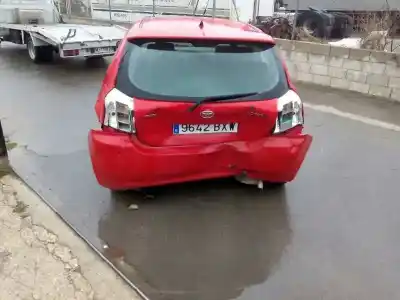 Scrapping Vehicle toyota corolla (_e12_) 2.0 d-4d (cde120_) of the year 2002 powered 1cdftv