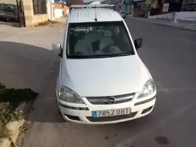 Veículo de Sucata opel combo arizona do ano 2004 alimentado z17dth