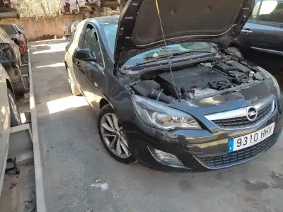 Veículo de Sucata opel astra j lim. excellence do ano 2012 alimentado a20dth