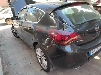 Veículo de Sucata opel astra j lim. excellence do ano 2012 alimentado a20dth